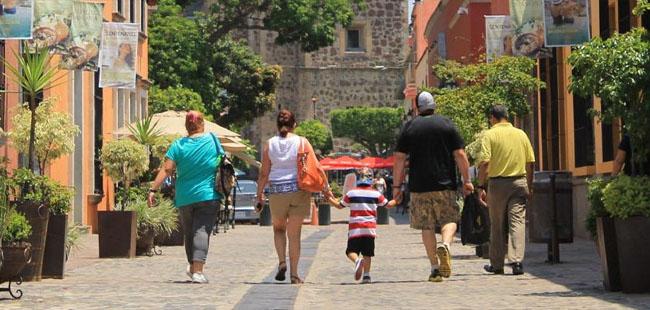 Tequila Town & Los Toriles Archeological Site