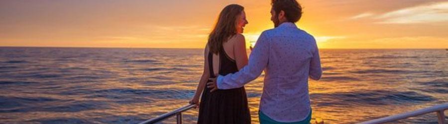 Jazz & Wine Cabo Sunset Cruise 4