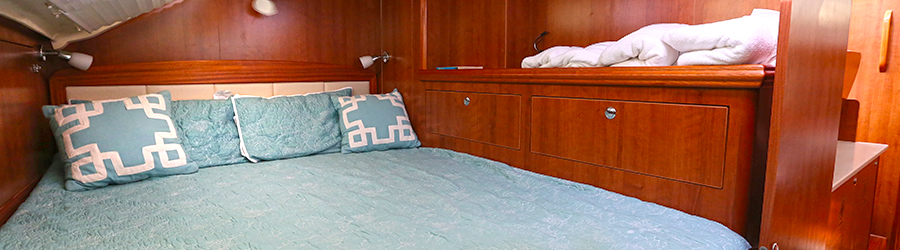 Private 35' Luxury Catamaran Charter for Groups 3