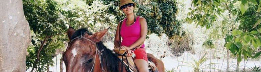 Mexico Pacific Beach Horseback Tour in Stone Island 5