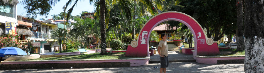 Historical and Sightseeing Aztec Town Tour 6