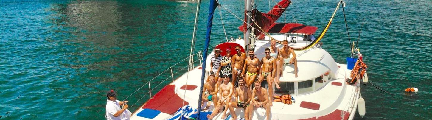 38' Private Catamaran Charter in Puerto Vallarta 7