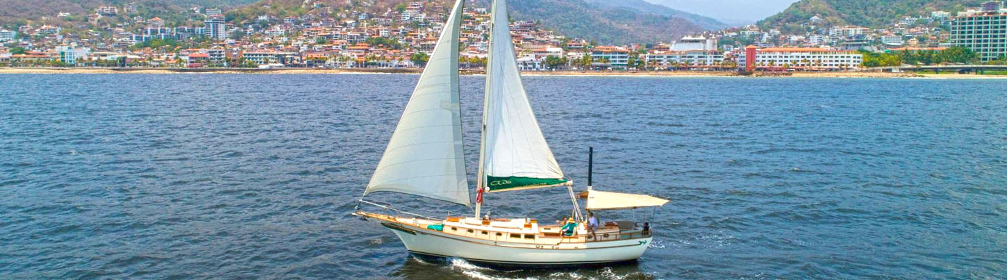 45' Private Luxury Sailboat Charter in Puerto Vallarta 1
