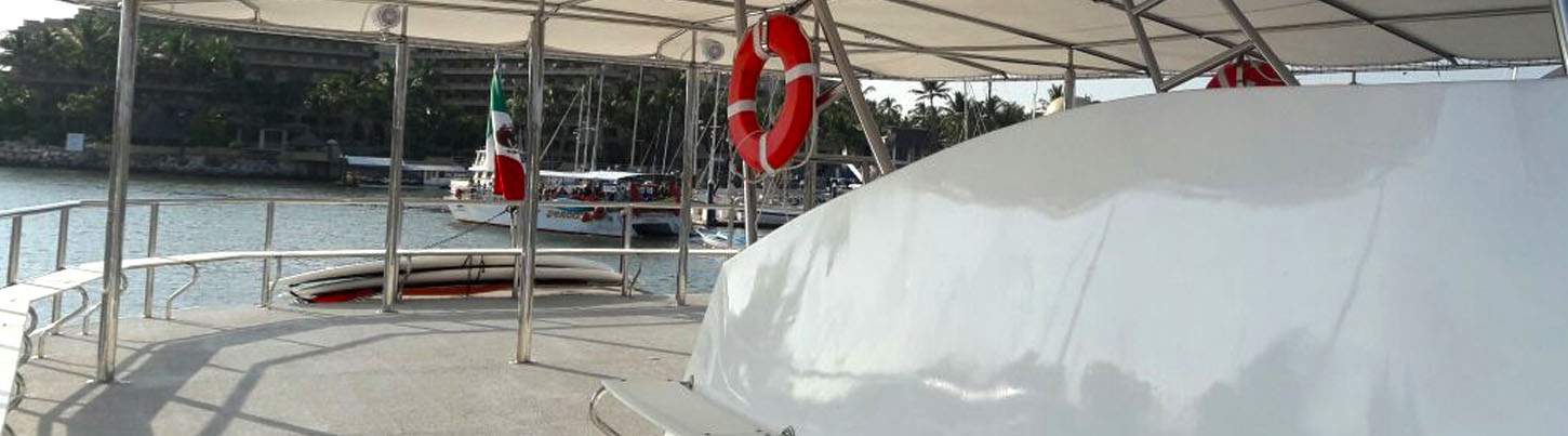 Private 90' Luxury Catamaran in Puerto Vallarta 7