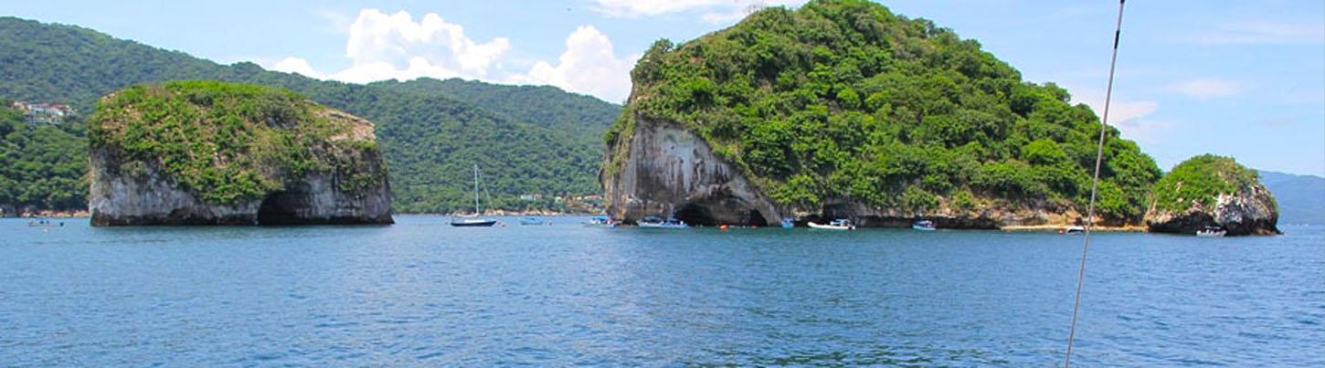 Catamaran Whale Watching Puerto Vallarta 3