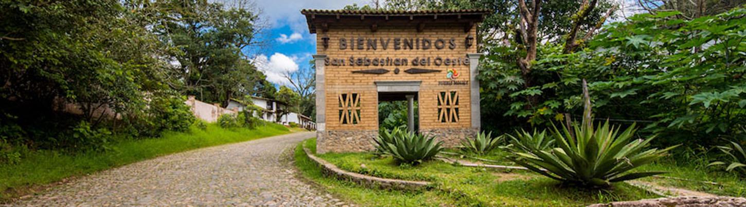 Private San Sebastian Del Oeste – Private Tour Guide 6