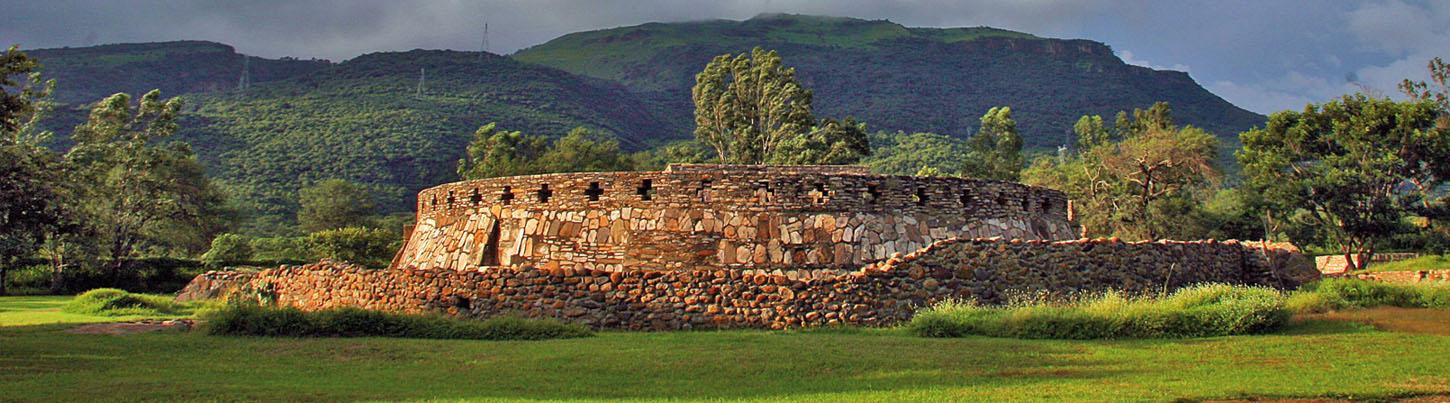 Tequila Town & Los Toriles Archeological Site 6