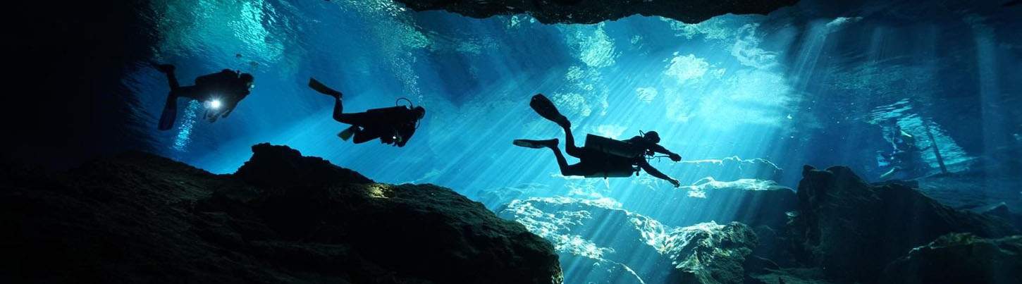 Cenote Cavern Diving Expedition 4