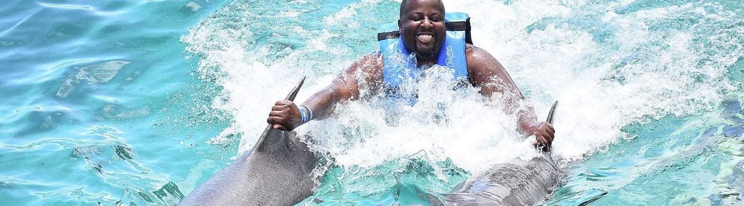 Isla Mujeres Dolphin Swim Adventure 4