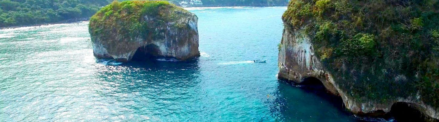 Medio Dia de Navegacion & Snorkel en Los Arcos 1