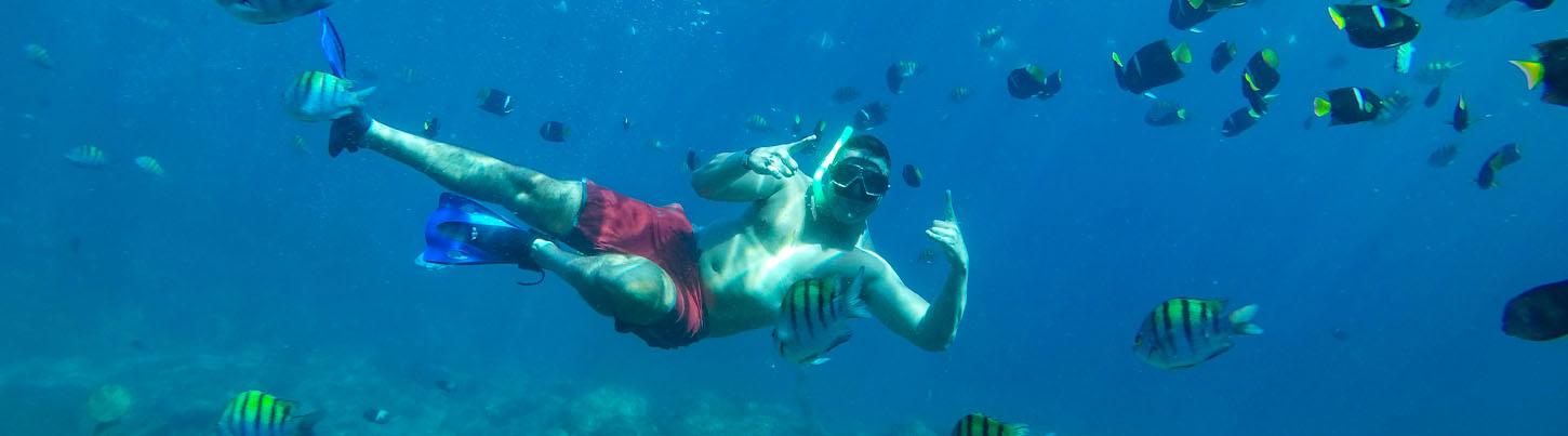 Medio Dia de Navegacion & Snorkel en Los Arcos 2