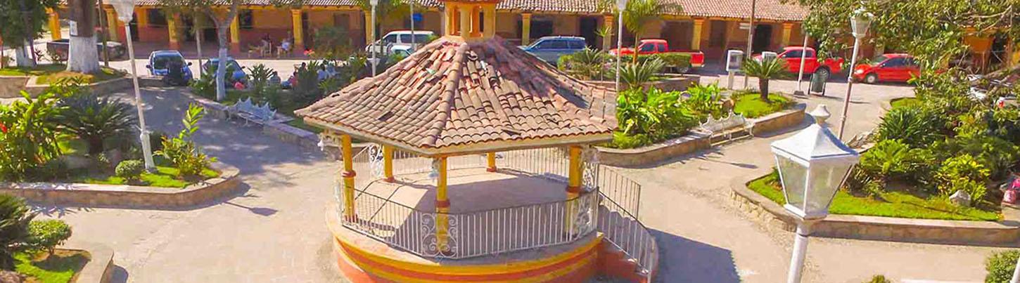 Pueblo Escondido El Tuito & Descubriendo el Jardín Botánico en Vallarta 5